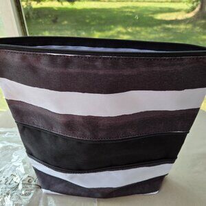 Size Up Expandable Pouch - Watercolor Stripe